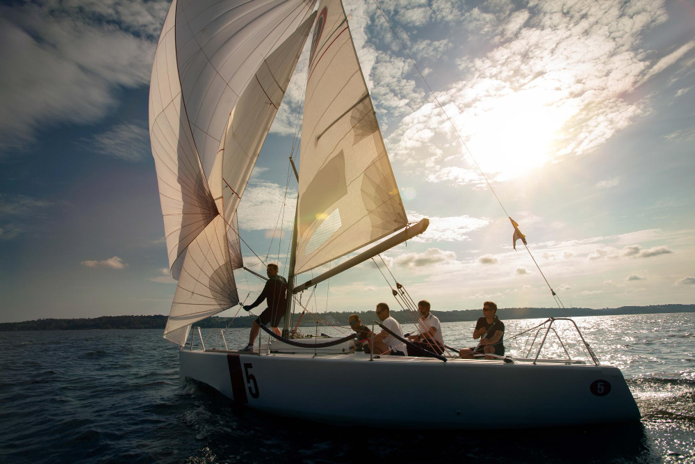 sailing-yacht-race-yachting-sailing-regatta